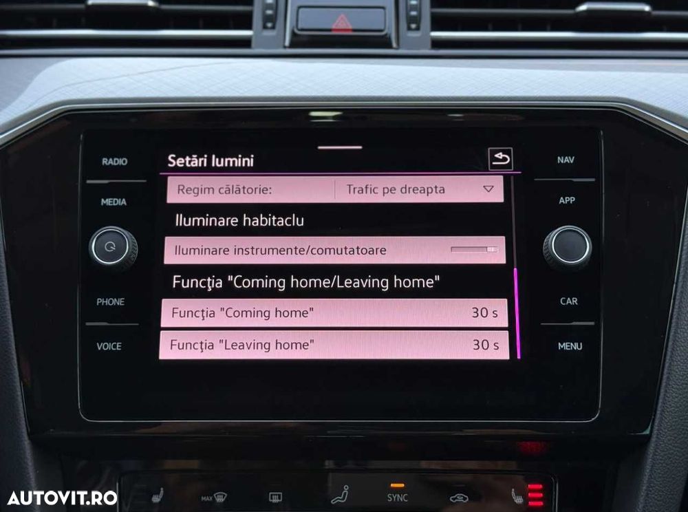 Volkswagen Passat - 38