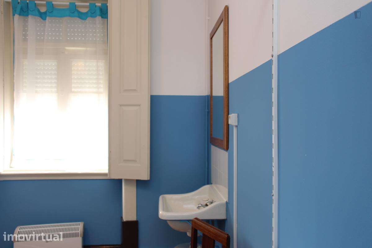Quarto - localizado em Cidral Coimbra - Grande imagem: 4/31