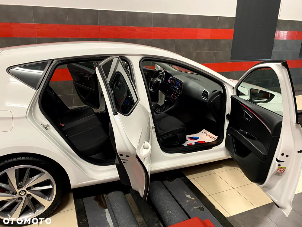 Seat Leon 1.8 TSI Ecomotive DSG FR - 22