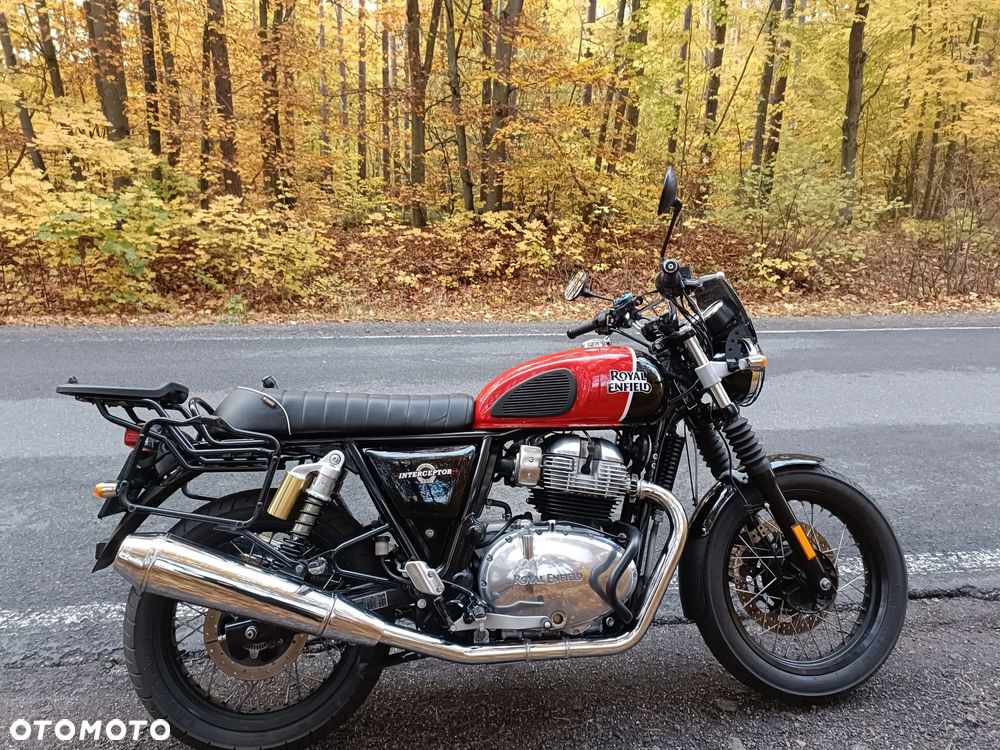 Royal Enfield Interceptor - 1