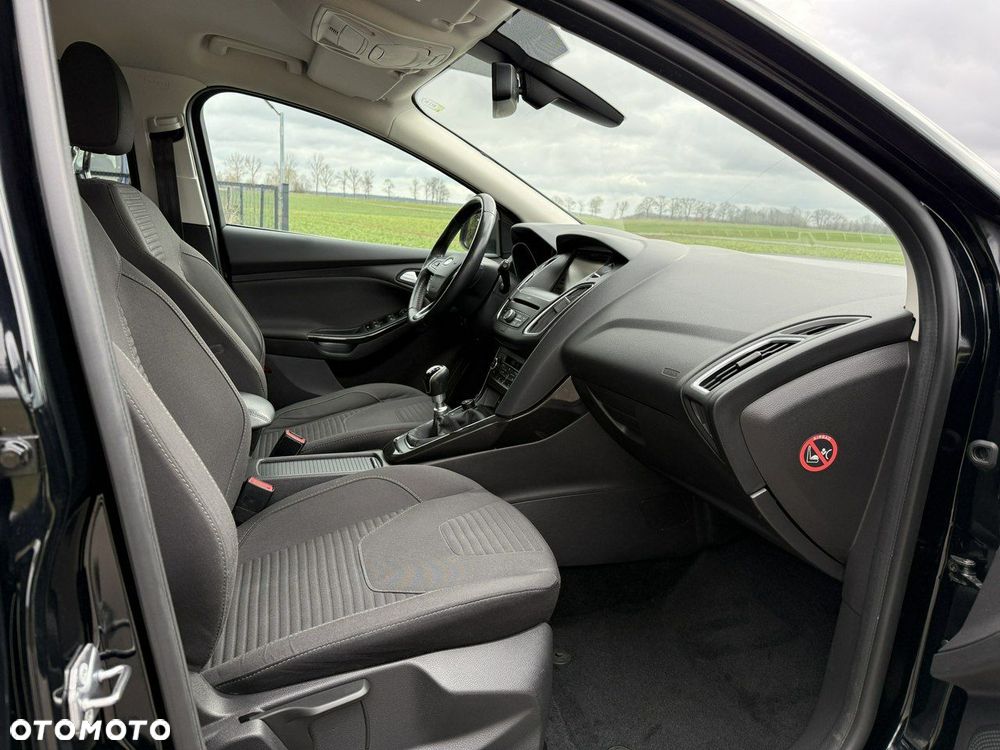 Ford Focus 2.0 TDCi Titanium ASS - 34