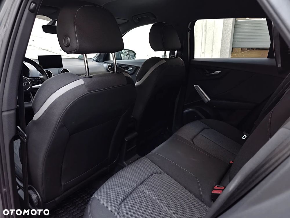 Audi Q2 35 TFSI Sport S tronic - 24