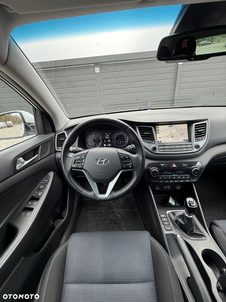 Hyundai Tucson 2.0 CRDi 4WD Advantage - 25