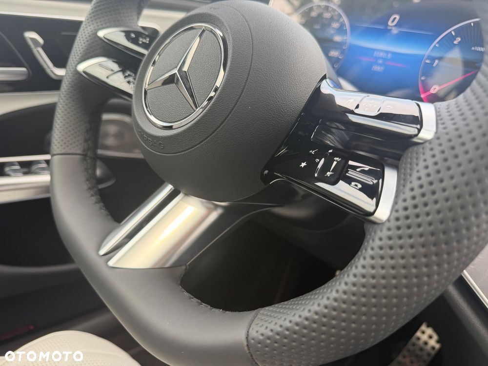 Mercedes-Benz Klasa E 220 d mHEV Exclusive 9G-Tronic - 20