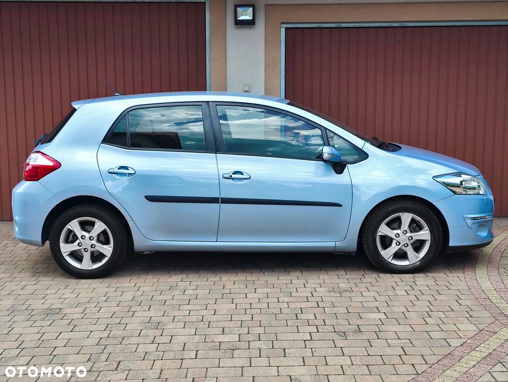 Toyota Auris 1.6 Executive - 13