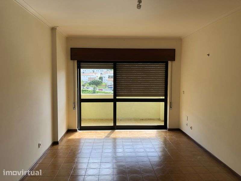 Arrenda-se Apartamento T2, Coimbra - Grande imagem: 3/11