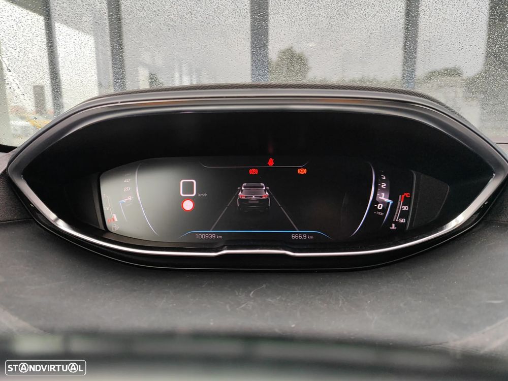 Peugeot 3008 1.5 BlueHDi GT - 19