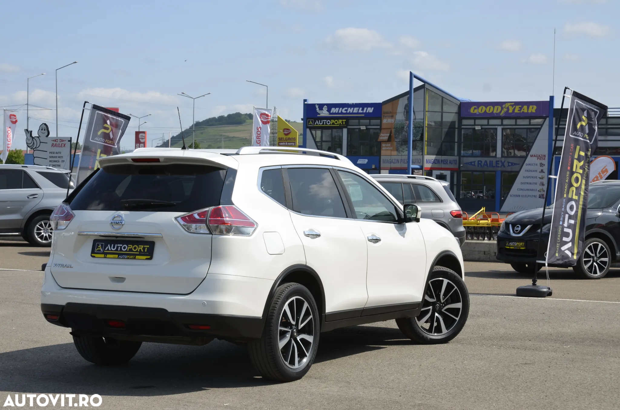 Nissan X-Trail 1.6 dCi Tekna - 4