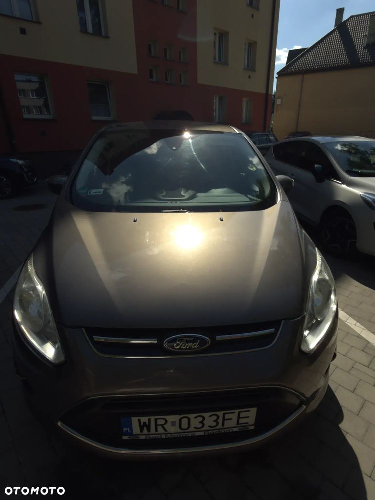 Ford C-MAX - 1