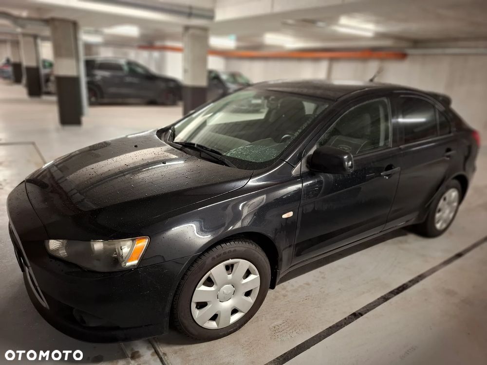 Mitsubishi Lancer 1.8 Invite - 8