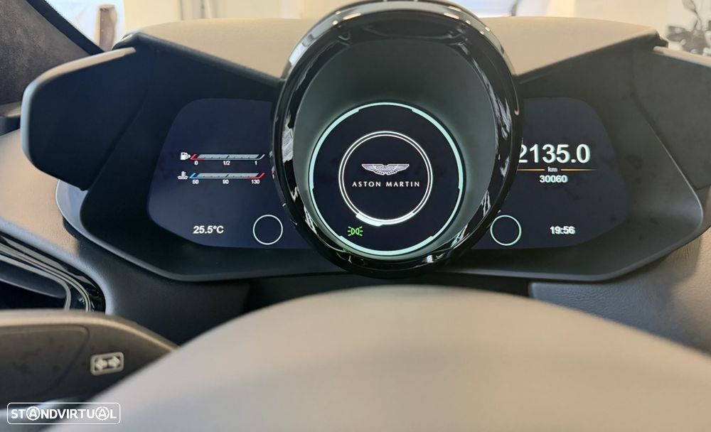 Aston Martin Vantage Coupe 4.0 Twin-Turbo V8 - 17