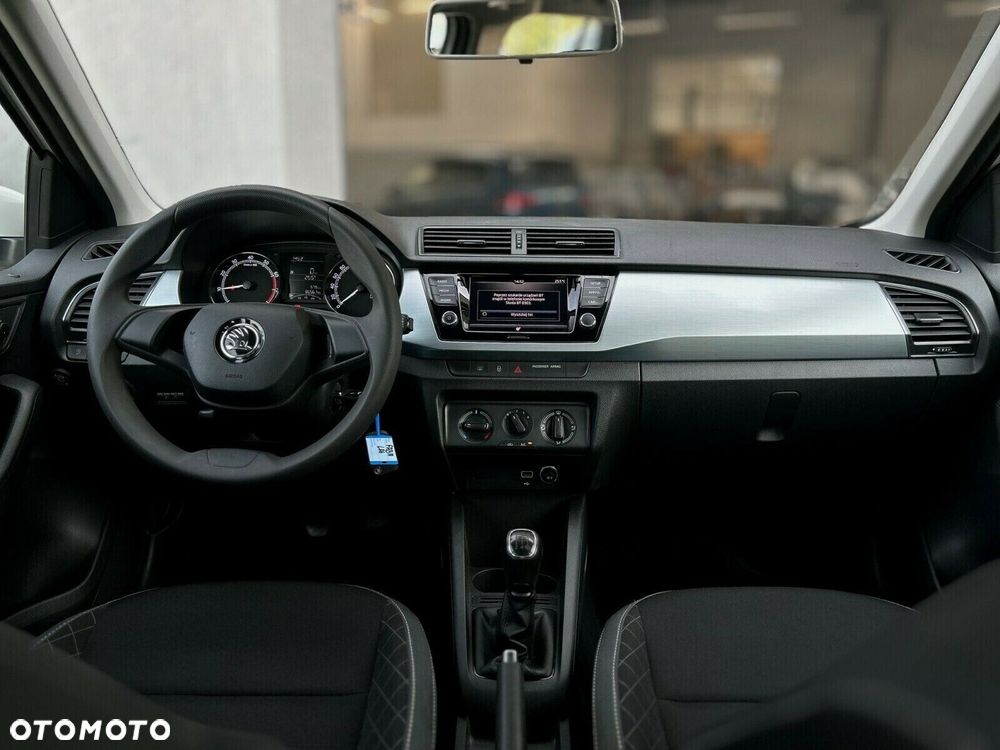 Skoda Fabia 1.0 TSI Ambition - 10