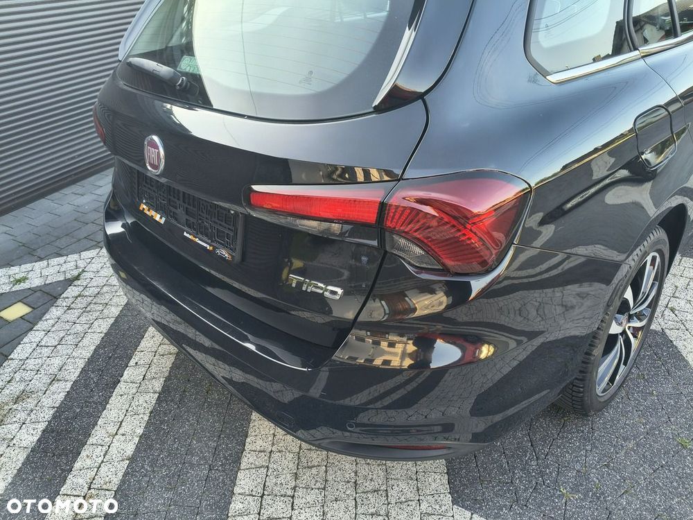 Fiat Tipo 1.4 T-Jet 16v Lounge EU6d - 28