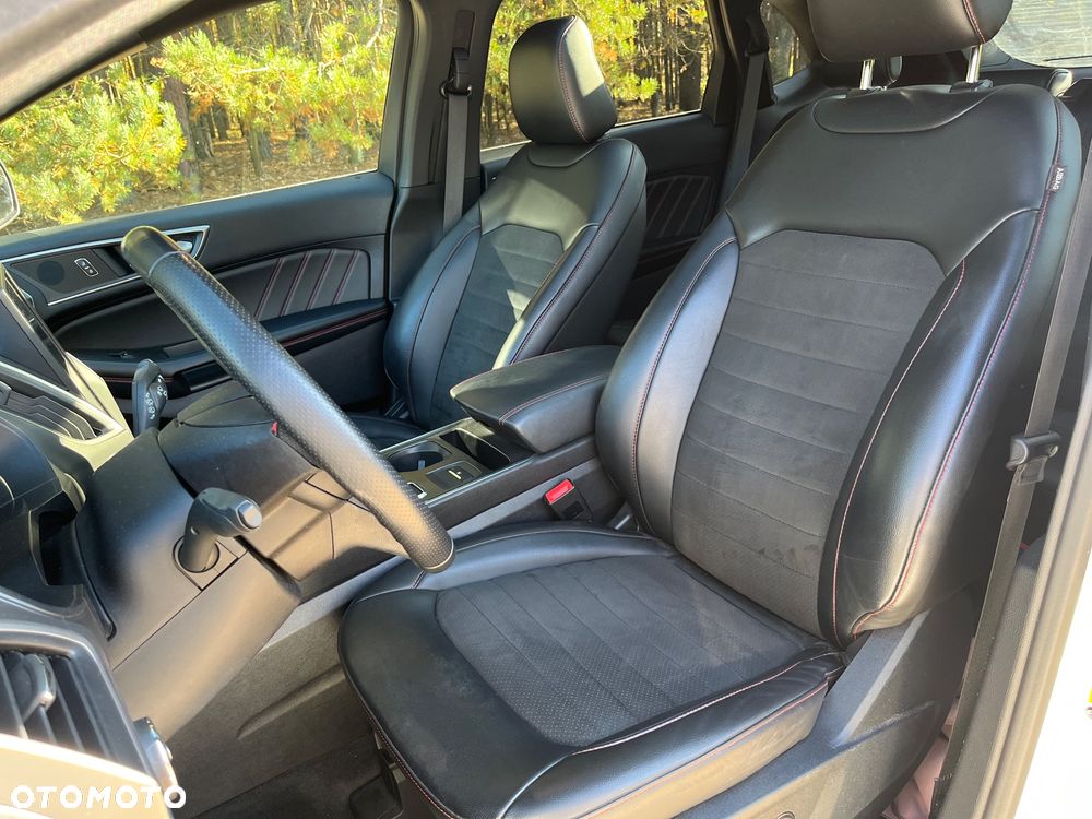 Ford Edge 2.0 EcoBlue Bi-Turbo 4x4 ST-LINE - 13