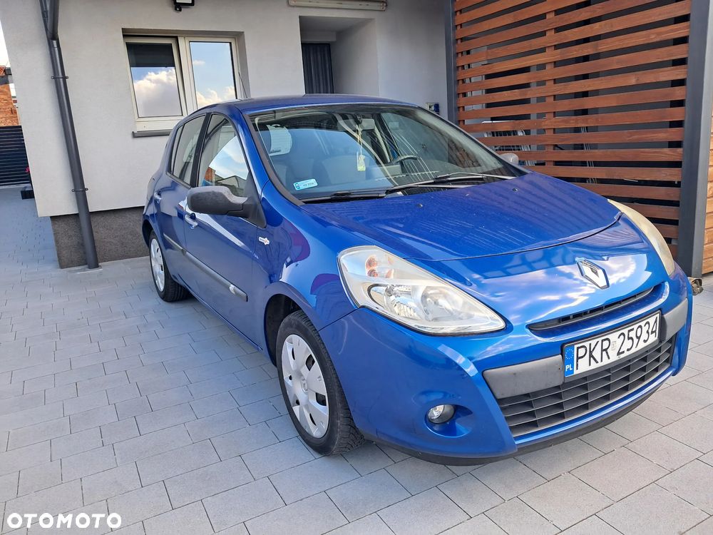 Renault Clio - 1