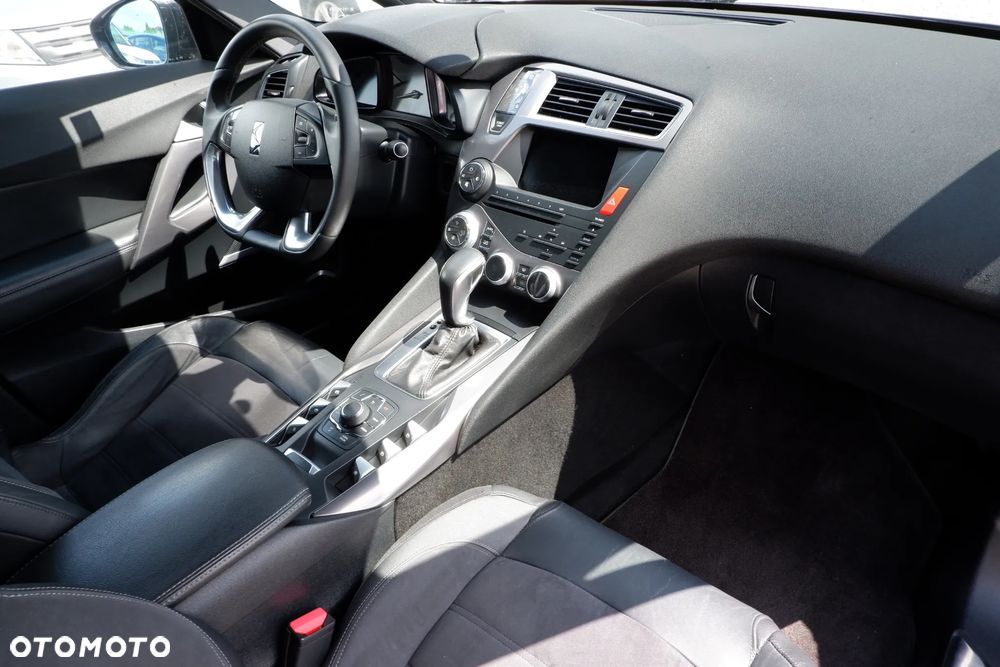 Citroën DS5 HDi 165 SportChic - 4