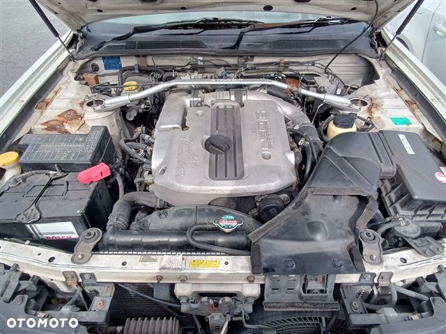 Nissan Skyline - 5