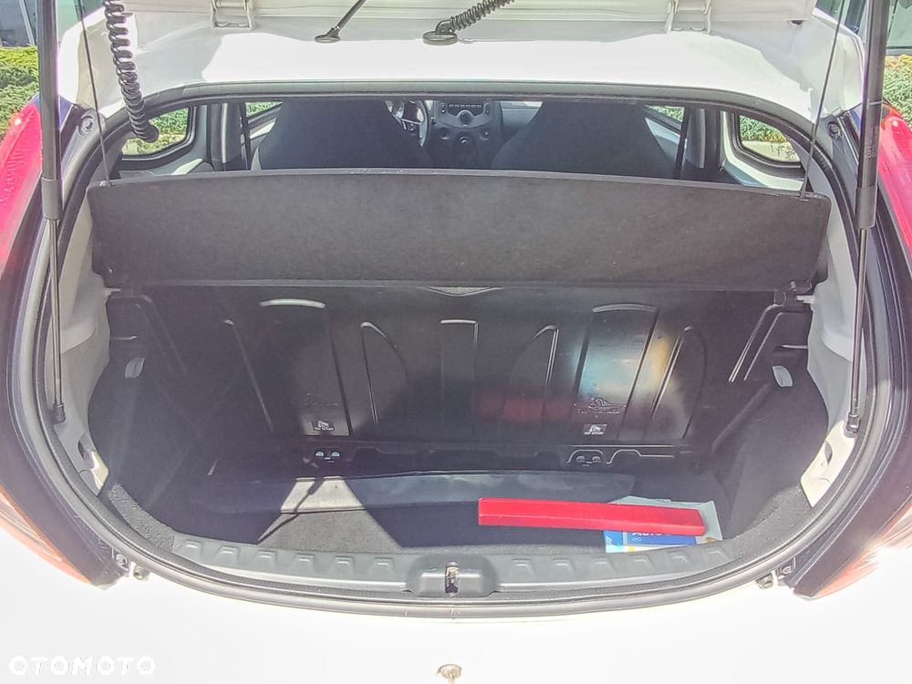 Toyota Aygo - 14