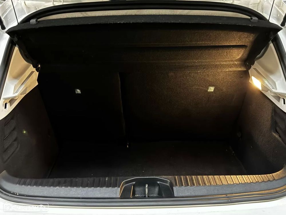 Renault Clio TCe 90 EVOLUTION - 31