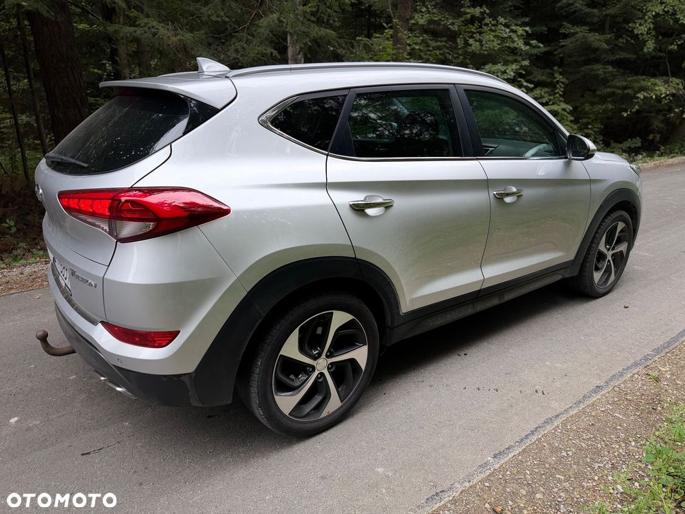 Hyundai Tucson 2.0 CRDI Comfort 4WD - 11