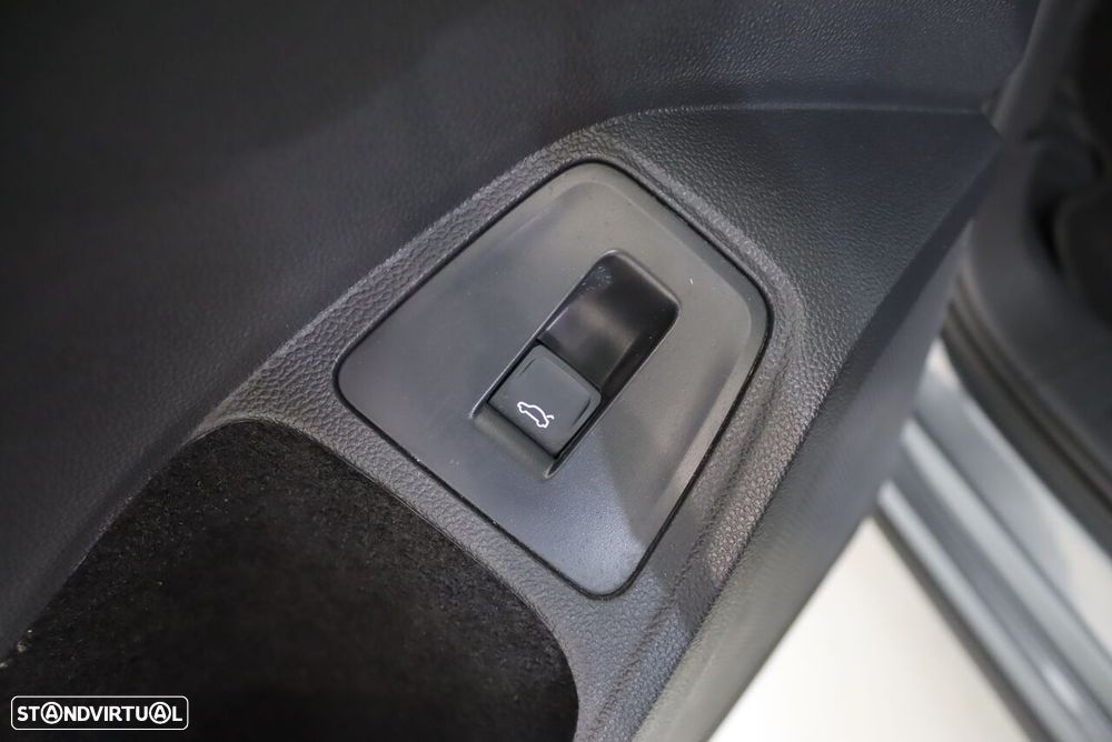 VW Tiguan Allspace 2.0 TDI Life DSG - 17