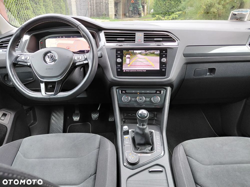 Volkswagen Tiguan - 17