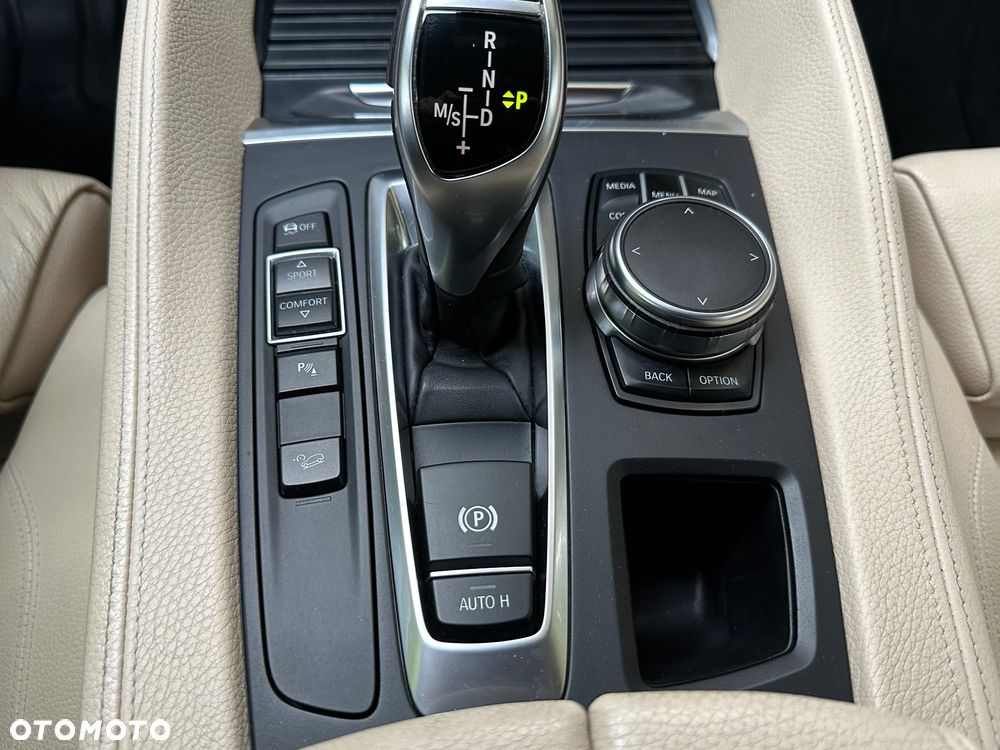 BMW X6 xDrive40d M Sport - 17