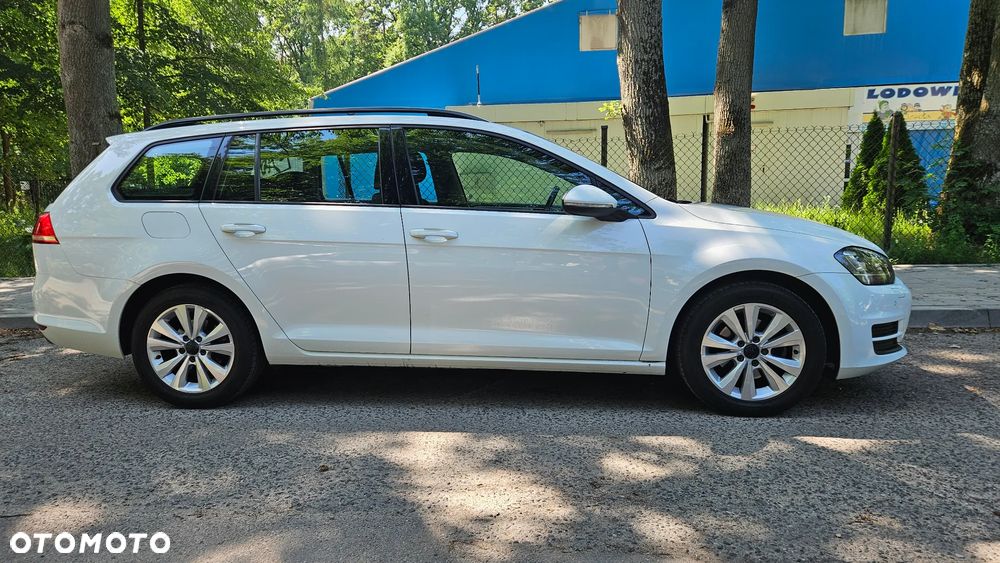 Volkswagen Golf 1.4 TSI BMT Comfortline - 15