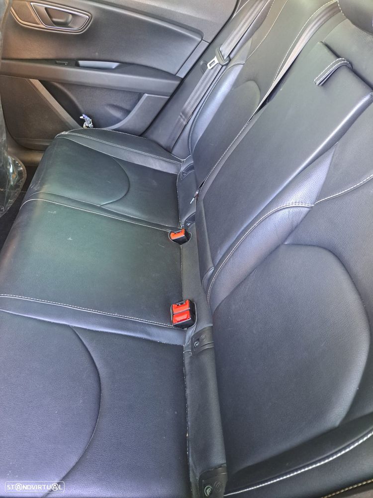 SEAT Leon 1.6 TDI S&S FR - 16