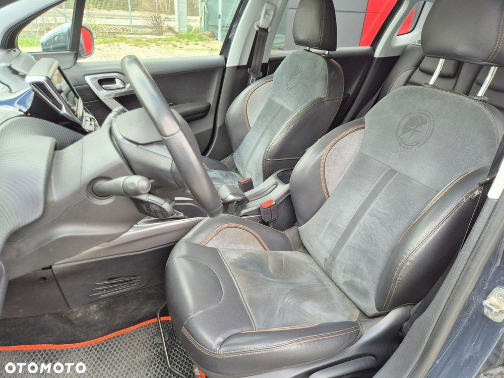 Peugeot 2008 1.5 BlueHDi Style - 21