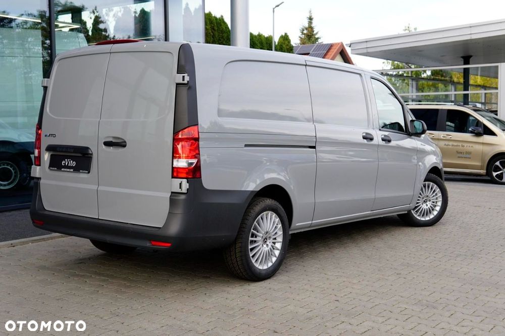 Mercedes-Benz Vito - 9