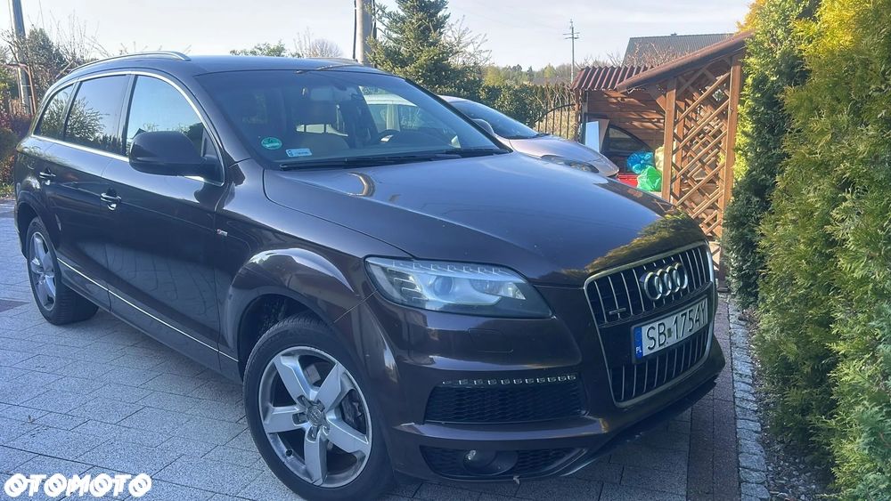 Audi Q7 - 1