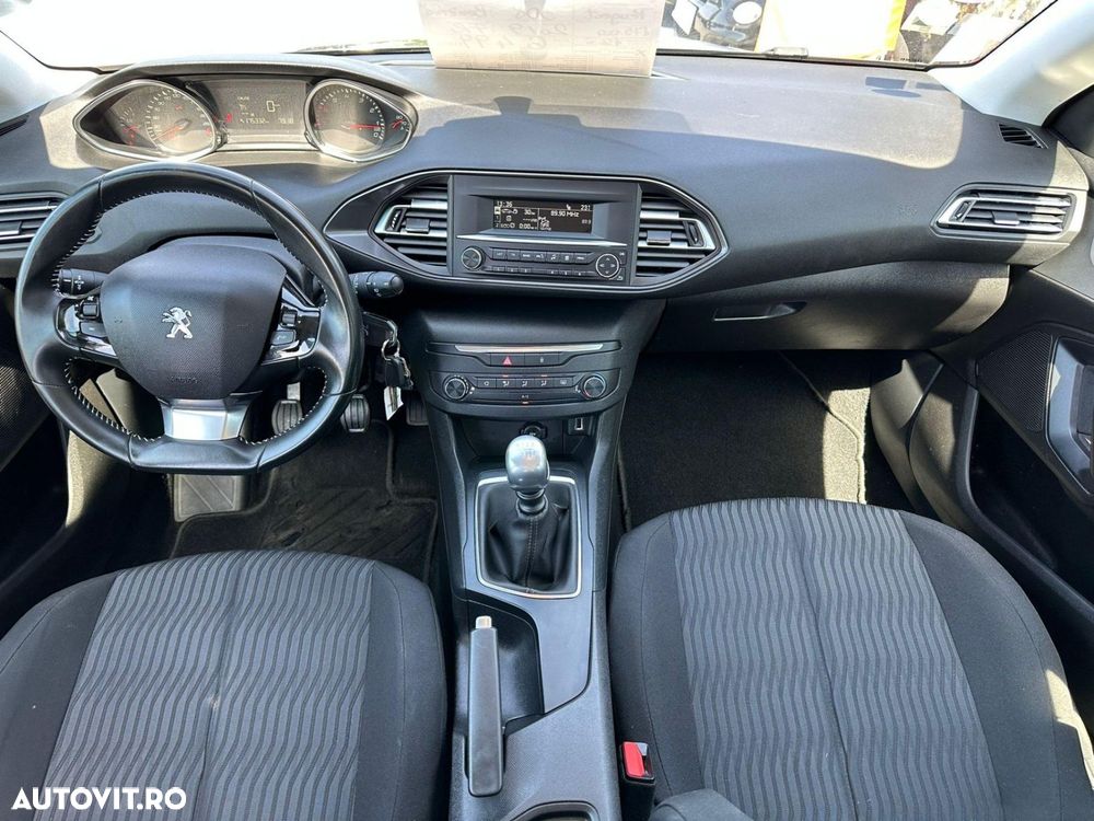 Peugeot 308 - 9