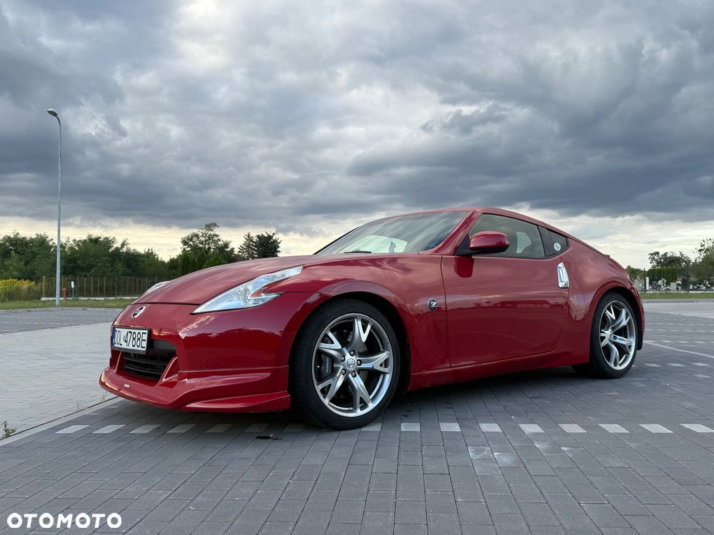 Nissan 370 Z - 1
