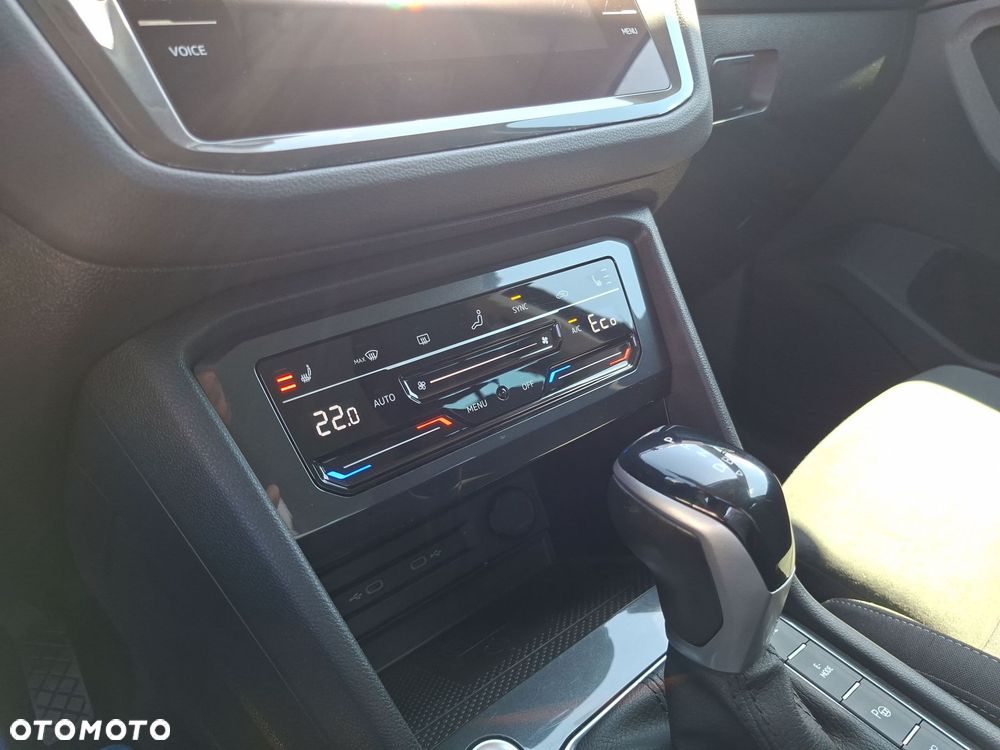 Volkswagen Tiguan - 17