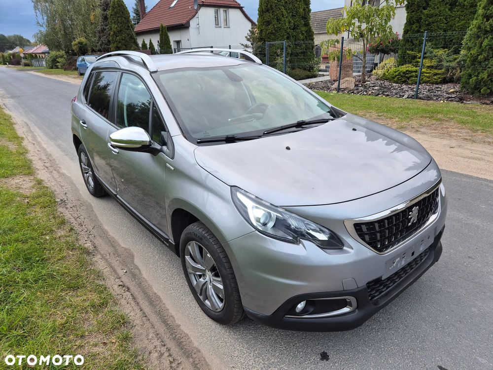 Peugeot 2008 ver-puretech-100-style-s-s-bvm6 - 16
