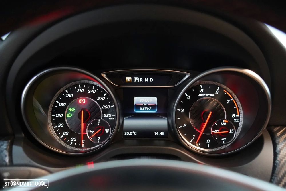 Mercedes-Benz A 45 AMG 4-Matic - 11