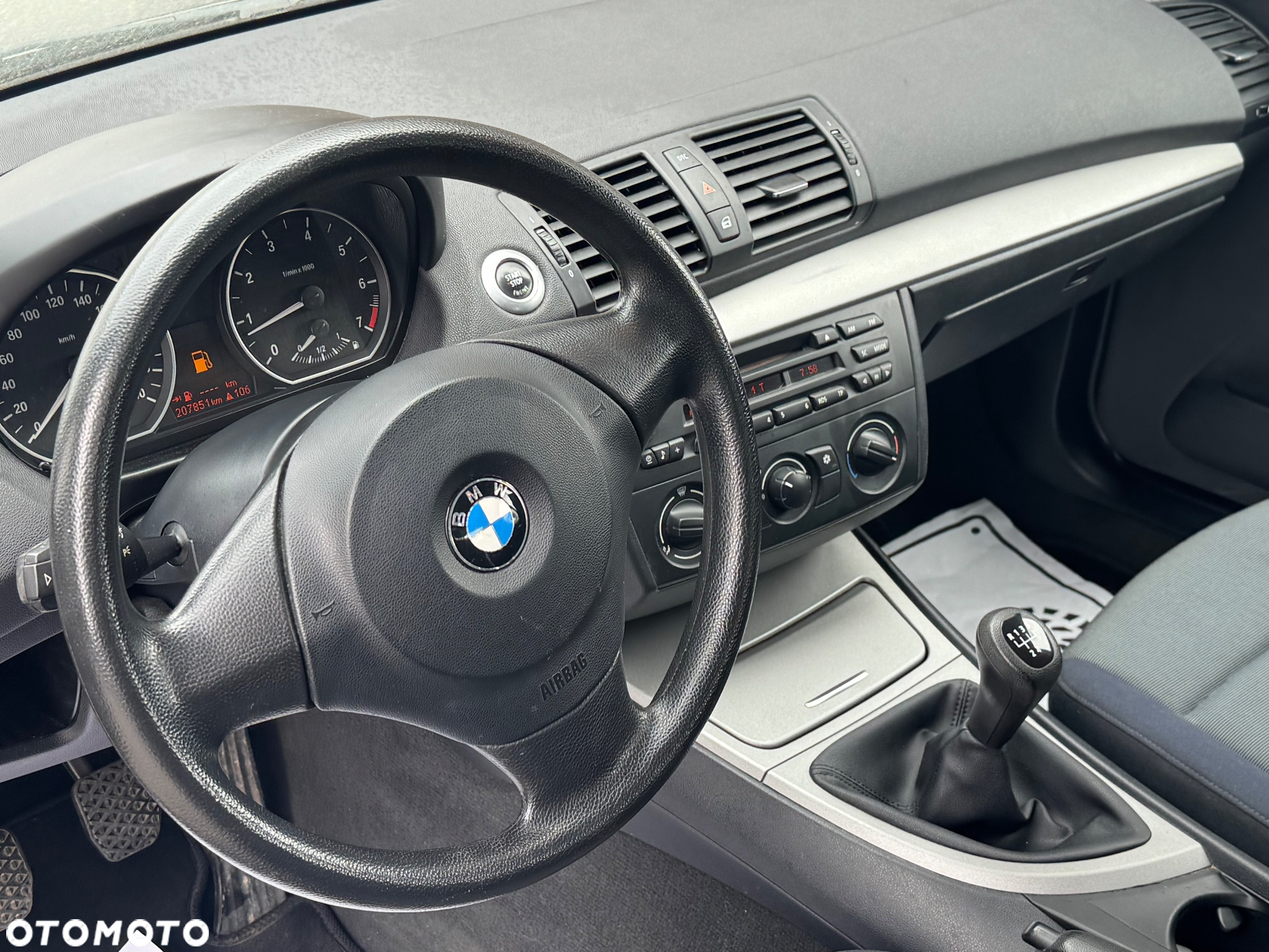 BMW Seria 1 116i - 9