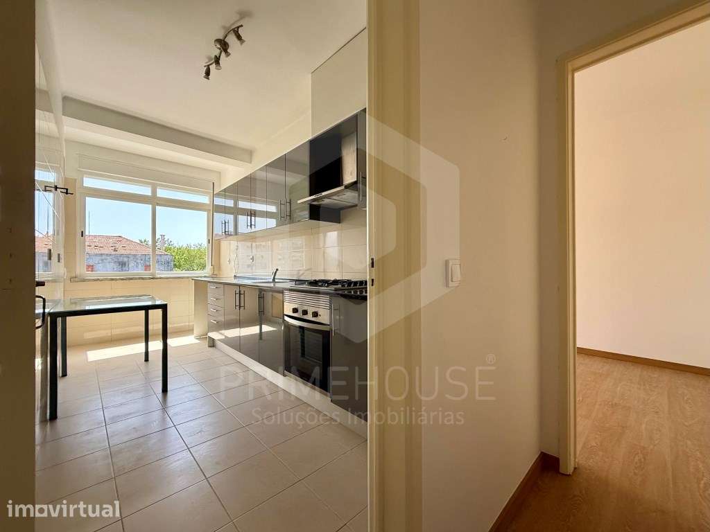 Apartamento T2 para arrendar em Cruz de Pau, Amora - Grande imagem: 3/31