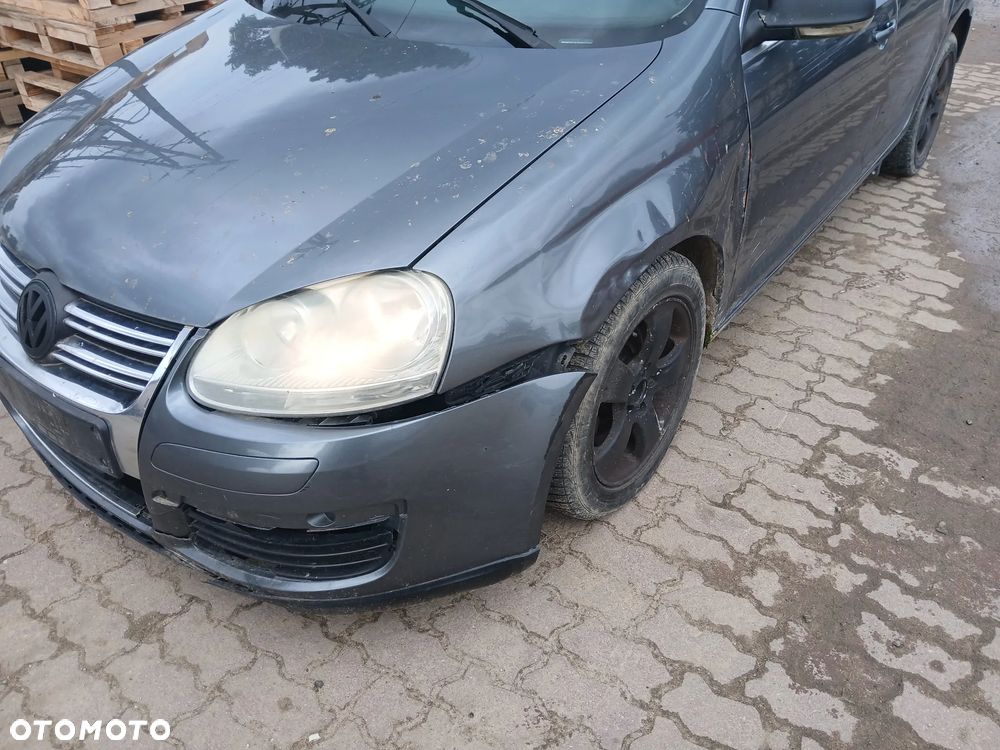 VOLKSWAGEN JETTA V LD7X silnik 1.9 TDI 105 KM BXE skrzynia JCR napęd sanki belka wahacz wahacze - 1