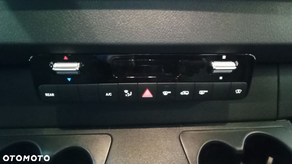 Mercedes-Benz Sprinter - 7