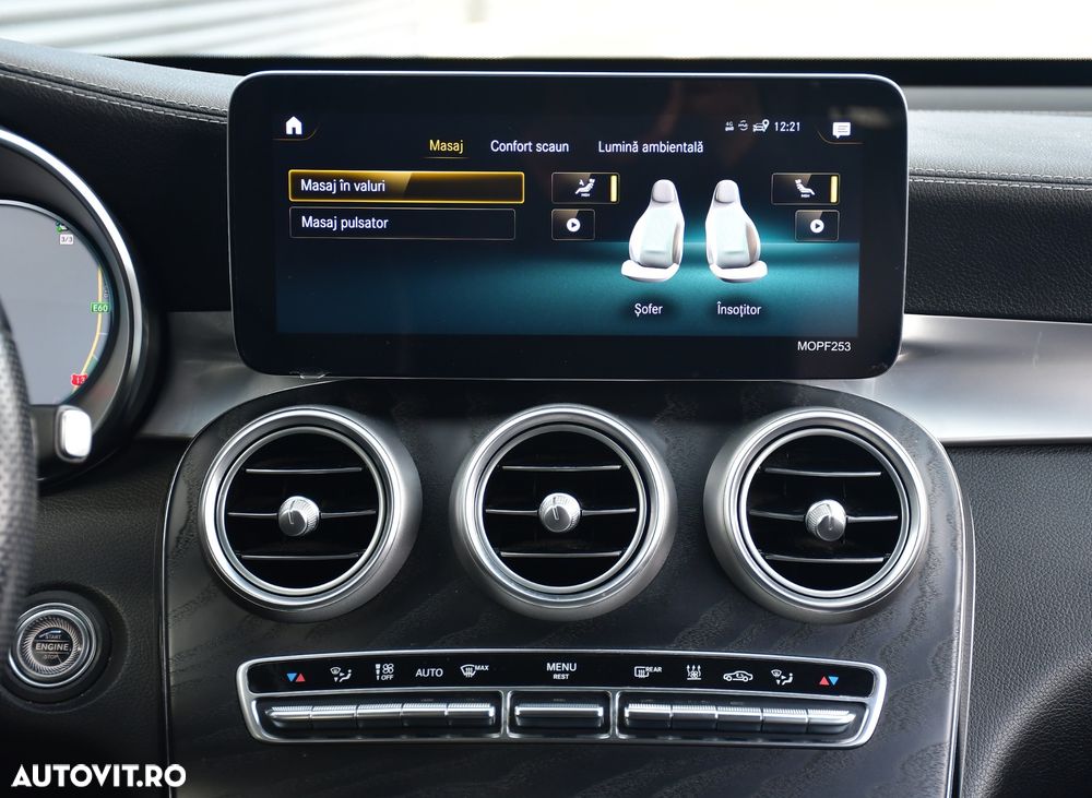 Mercedes-Benz GLC 300 de 4Matic 9G-TRONIC AMG Line - 24