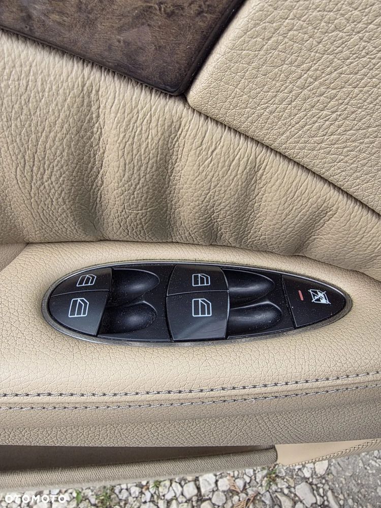 Mercedes-Benz Klasa E 320 CDI Avantgarde - 39
