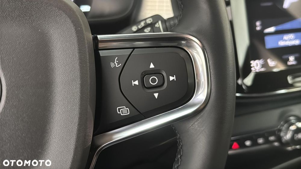 Volvo XC 40 T5 Plug-In Hybrid Plus Bright - 26