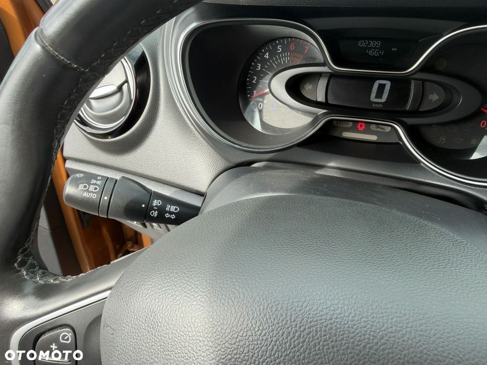 Renault Captur - 25