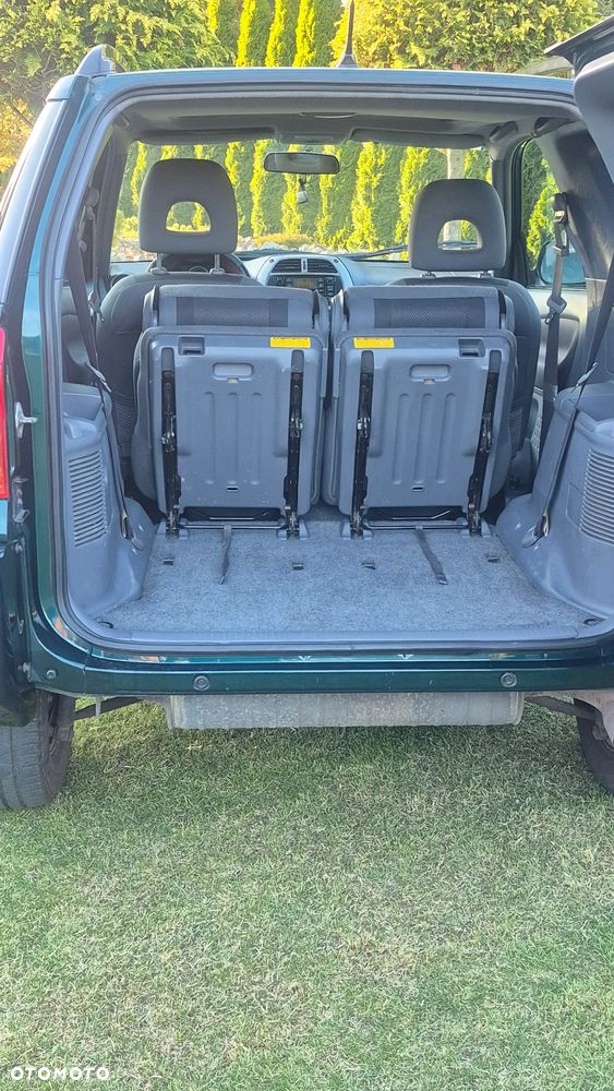 Toyota RAV4 4x4 - 11