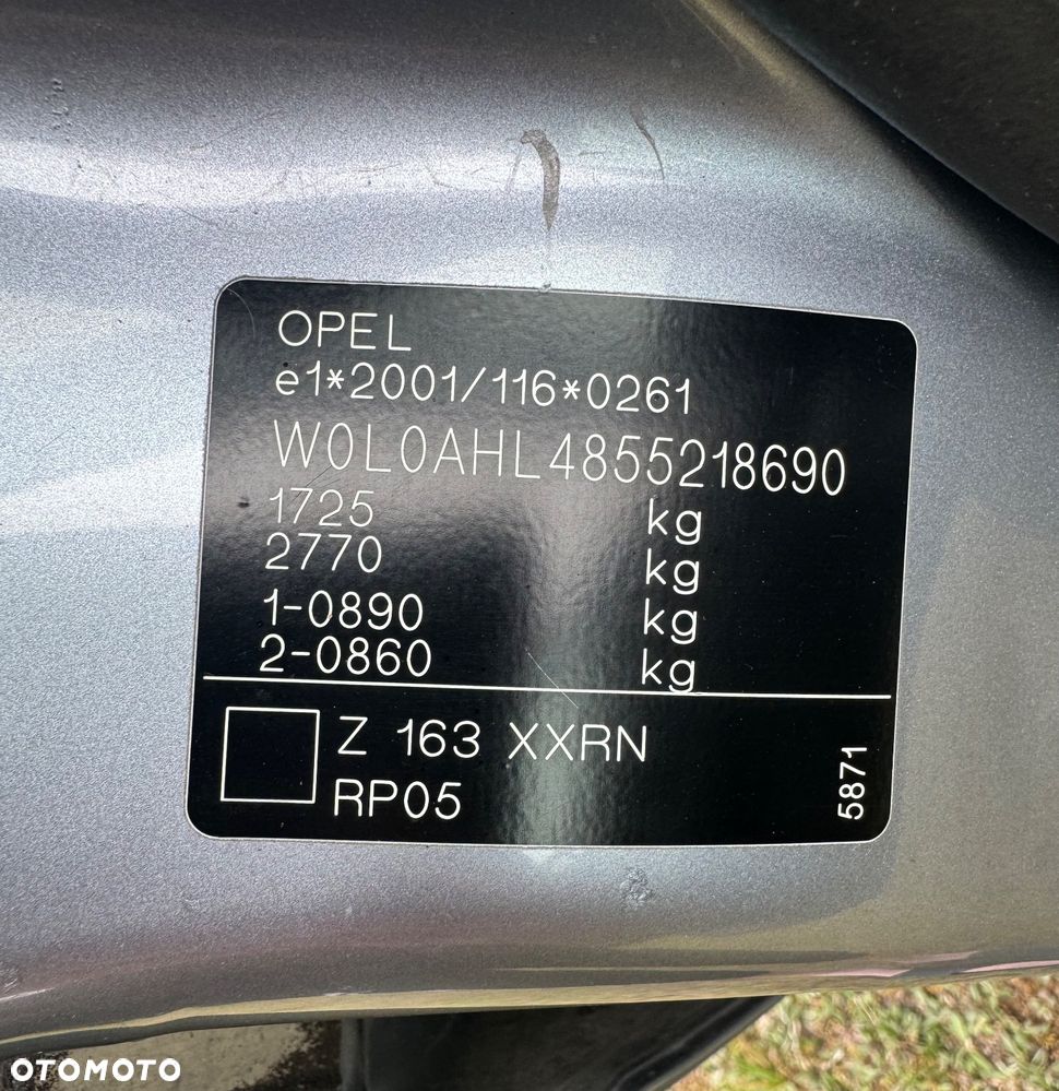 Opel Astra 1.4 Essentia - 21