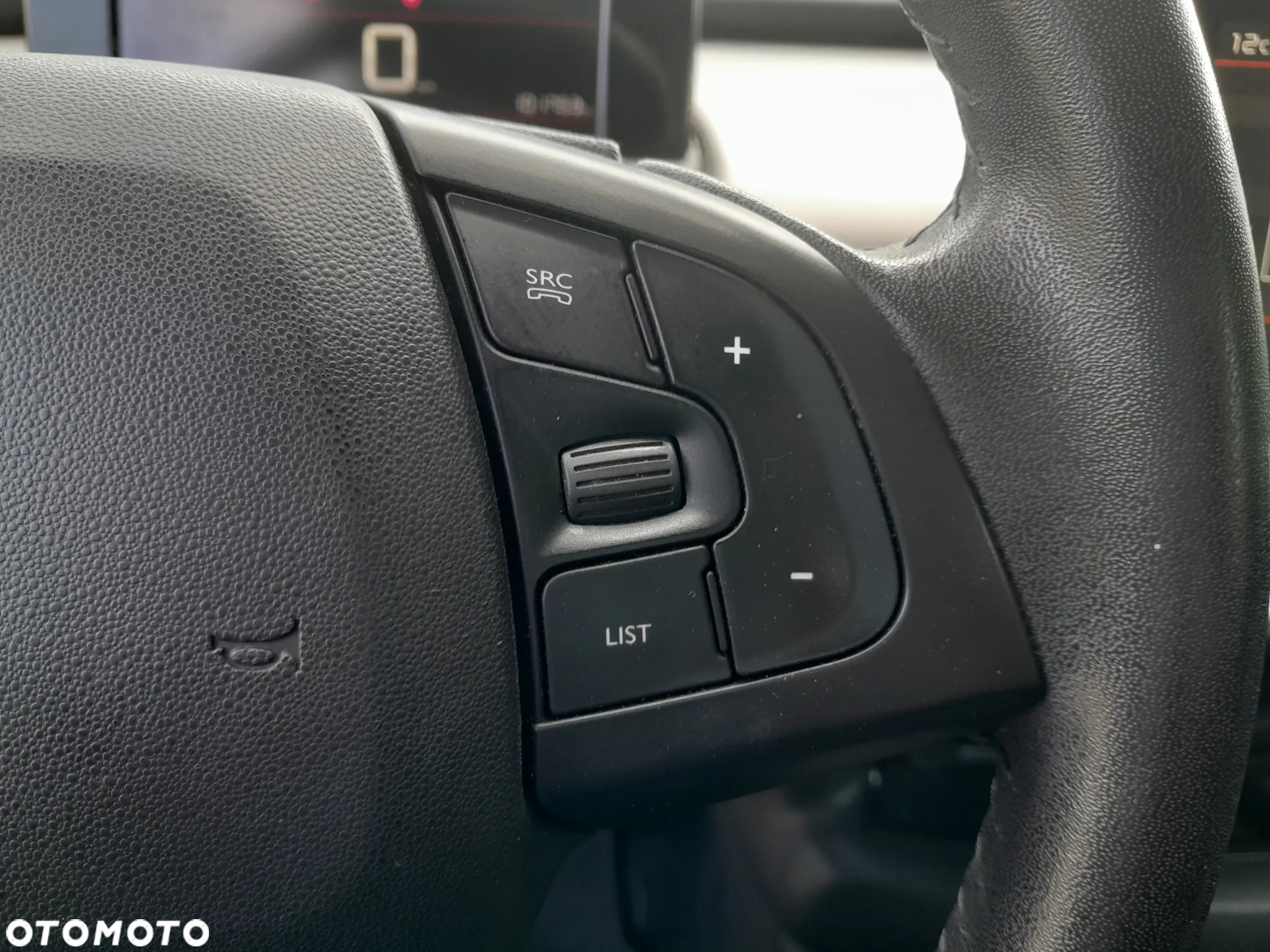 Citroën C4 Cactus 1.2 PureTech Feel Edition S&S - 32