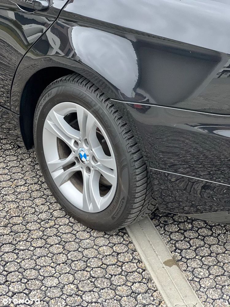 BMW Seria 3 318d DPF Edition Exclusive - 26