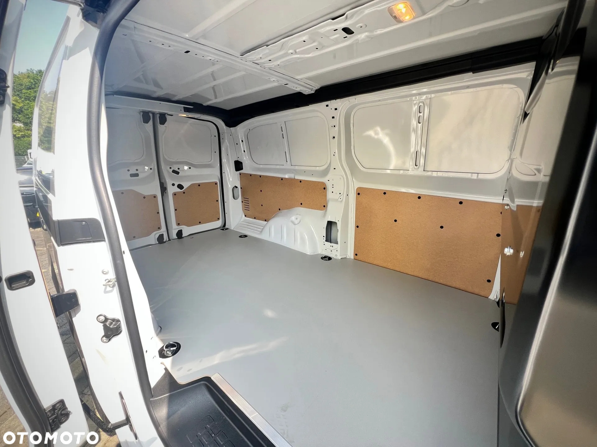 Opel Vivaro - 6